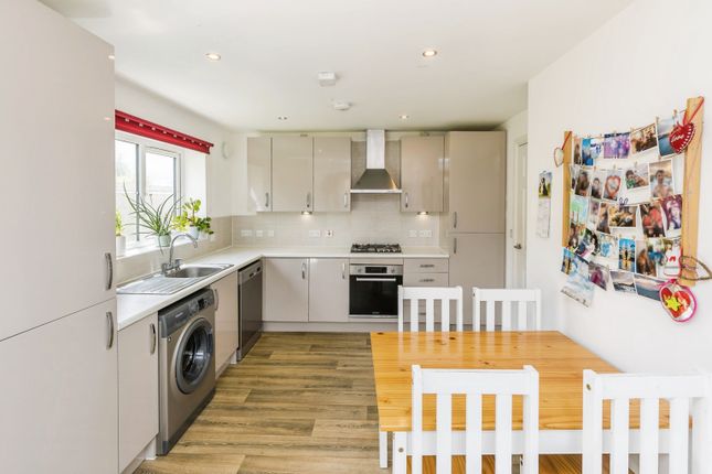 11, Estone Place, Chester photo 3