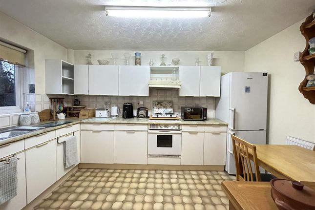End terrace house for sale in Kingsmead Court, Littleport, Ely