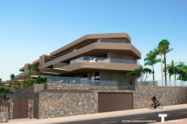 Duplex for sale in Callao Salvaje, Santa Cruz Tenerife, Spain