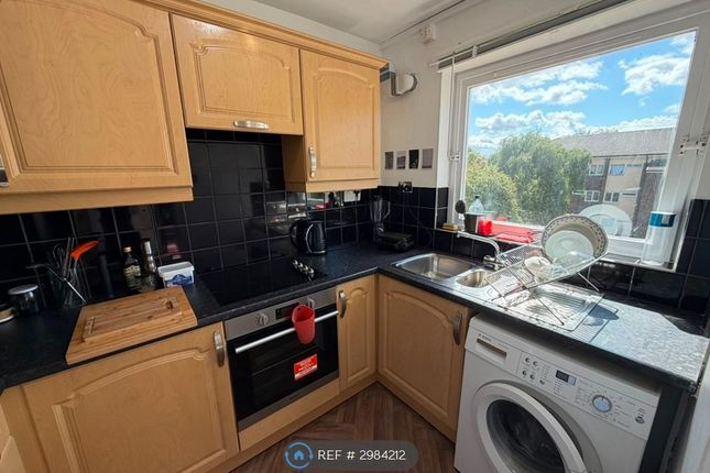 Flat, Arrowsmith House Hunters Road, Spital Tongues, Newcastle Upon Tyne photo 5
