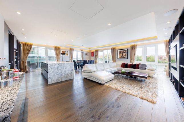 Thumbnail Flat for sale in Distillery Wharf, Parrs Way, London