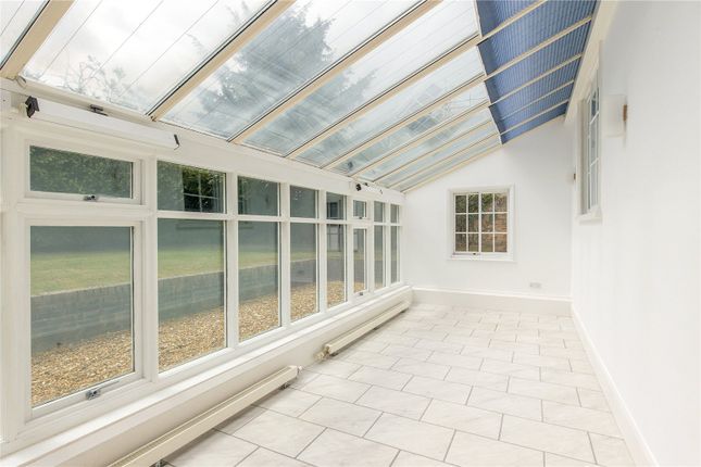 Manor Cottage, 30, Broad Lane, Cambridge photo 5