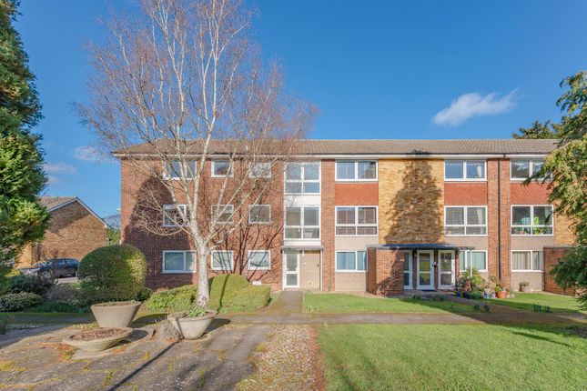 Flat for sale in Weymouth Court, Grange Road, Sutton, Surrey