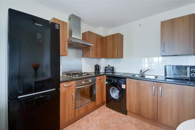48, Daimler Drive, Bedfordshire photo 4