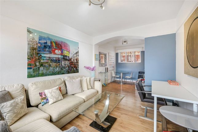 Thumbnail Flat for sale in Curran House, Lucan Place, London