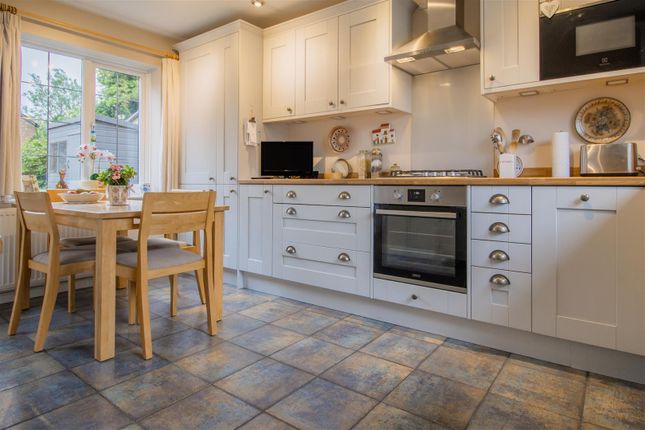 30, Bishops Gate, Southam photo 4