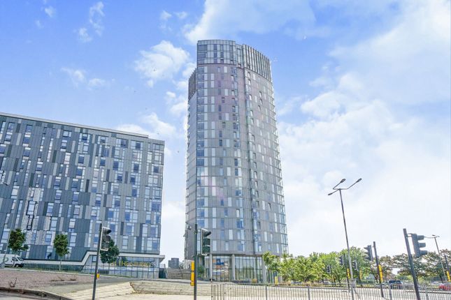 Flat for sale in Plaza Boulevard, Liverpool, Merseyside
