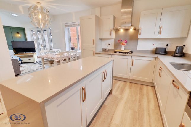 5, Higher Croft Drive, Crewe photo 2