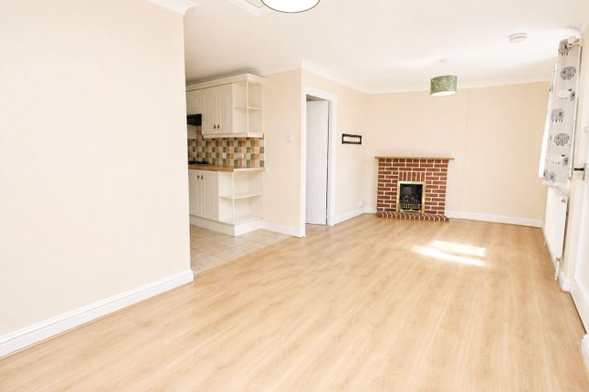 16, London Road, Alton photo 4