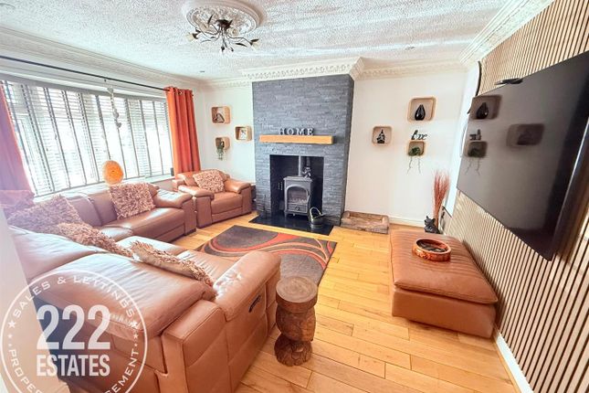 1, Small Avenue, Warrington photo 3
