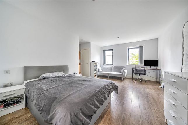 Flat 8, 60, Victoria Street, St. Albans photo 2