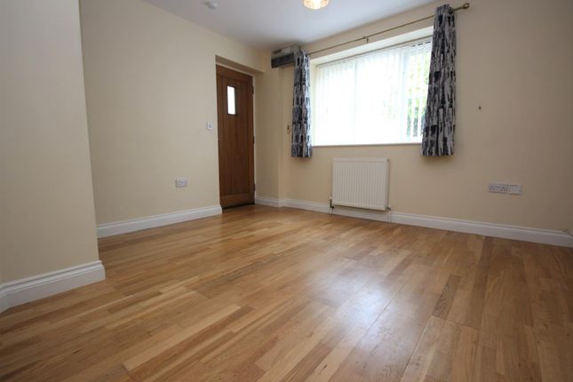 1, Bull Meadow Road, Exeter photo 3