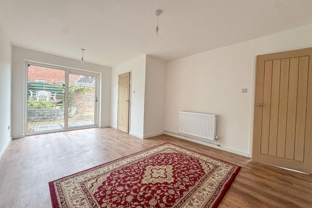 37, Wigmore Gardens, Weston-Super-Mare photo 2