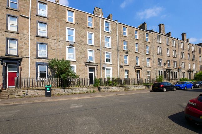 Thumbnail Flat to rent in Cleghorn Street, Dundee