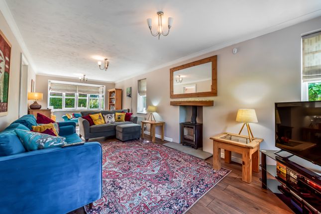 37, Clifford Road, Droitwich photo 4