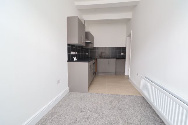 80b, Main Street, Mexborough photo 4