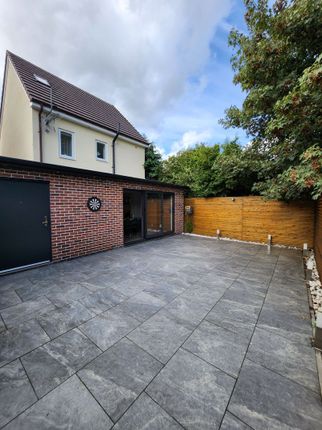 Detached house to rent in Oak Green, Dudley