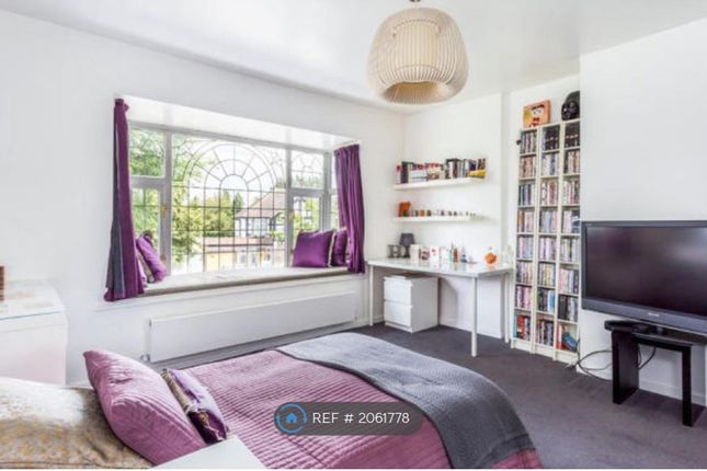 Detached house to rent in Derwent Avenue, London