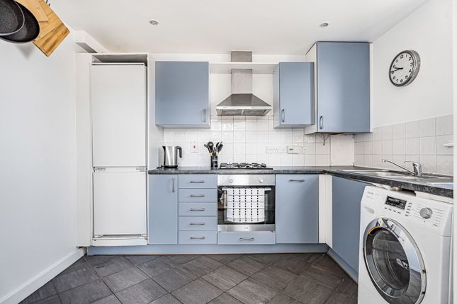 Flat 6, 3-7, Drysdale Street, London photo 4