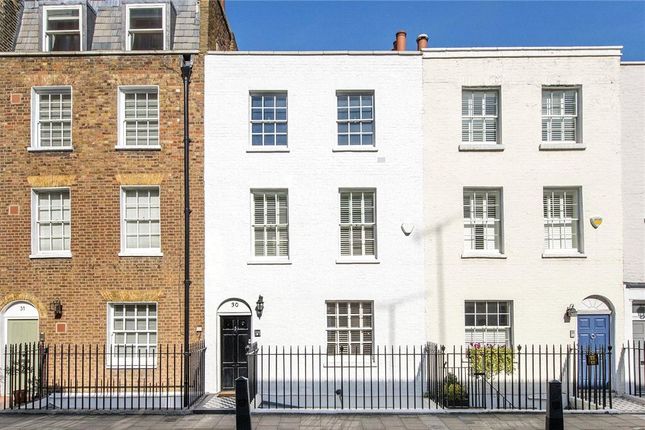 Detached house to rent in Knox Street, Marylebone, London