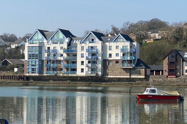 Thumbnail Flat for sale in New Road, Bideford