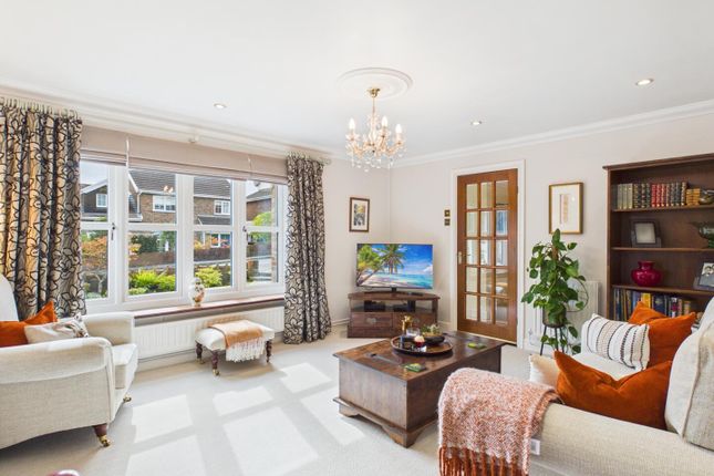 11, Hillside, Bridgend photo 3