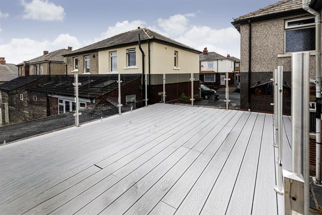 10, Stanley Road, Huddersfield photo 4
