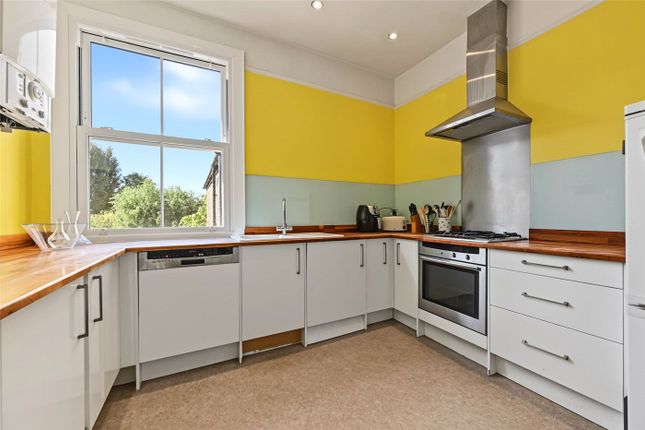 14b, Crediton Road, London photo 3