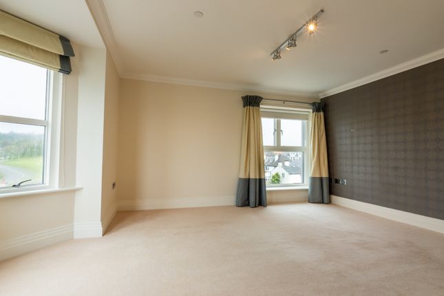 Flat for sale in Apt. 12 Kensington Place Apartments, Imperial Terrace, Onchan