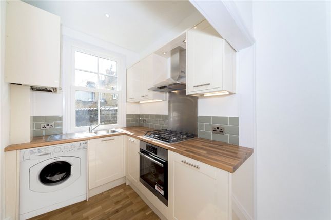 2, North Avenue, Kew photo 3