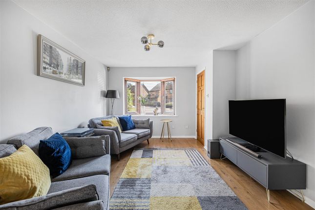15, Rookery Close, Great Chesterford photo 3