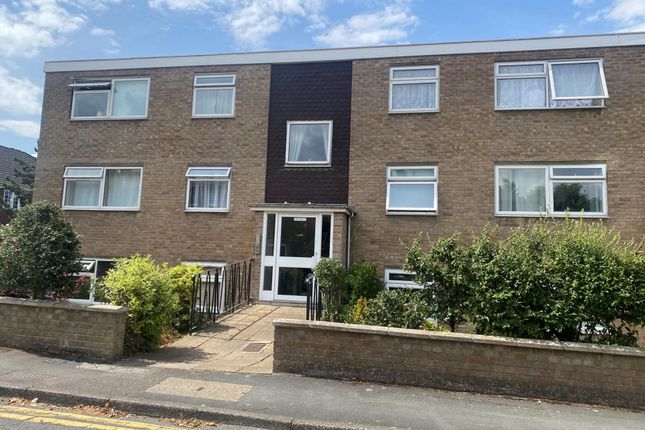 Thumbnail Flat to rent in Lynne Court, Chesham Road, Holy Trinity