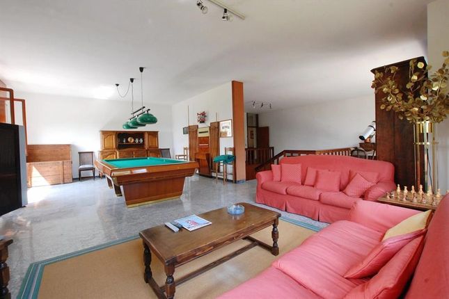 Villa for sale in Arona, Piemonte, 28041, Italy