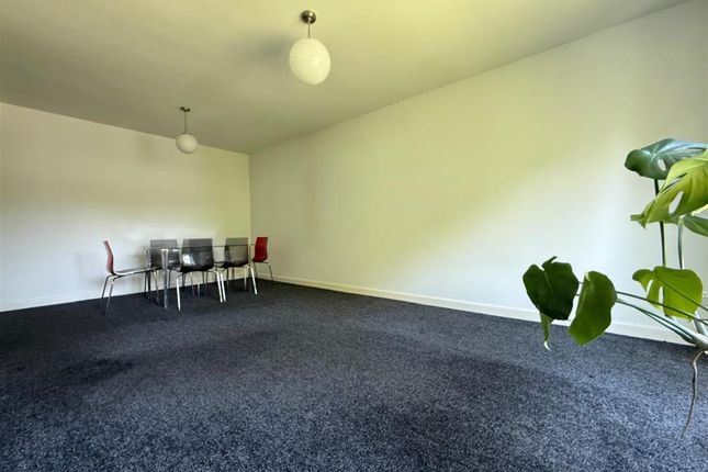 19, St Annes Court, 407, Aigburth Road, Liverpool photo 2