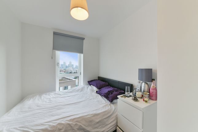 Flat 105,, Ivy Point, Bromley-by-Bow photo 5