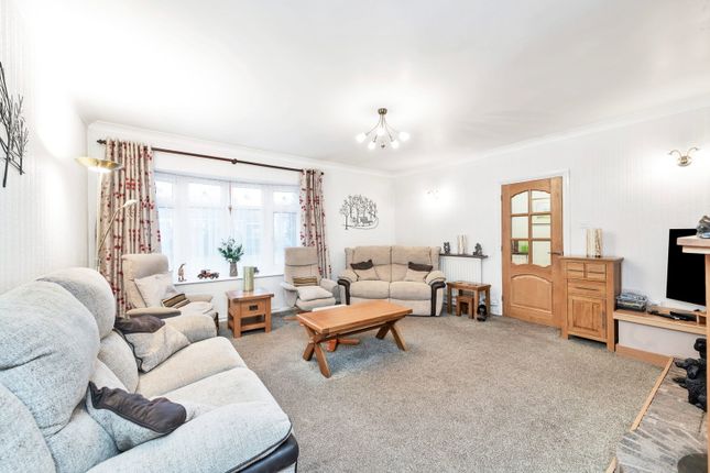86, Desborough Road, Huntingdon photo 3
