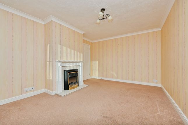 5, Goldfinch Way, Thetford photo 4