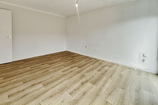 7, Cotterall Court, NORWICH photo 5
