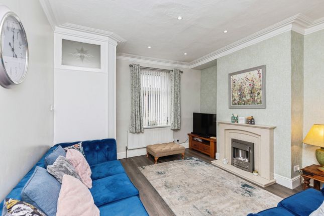 1, Stanley Road, Keighley photo 3