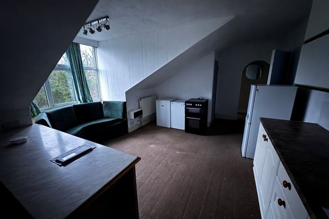 Flat E, Monks Horton, Sandhurst Road, TUNBRIDGE WELLS photo 5