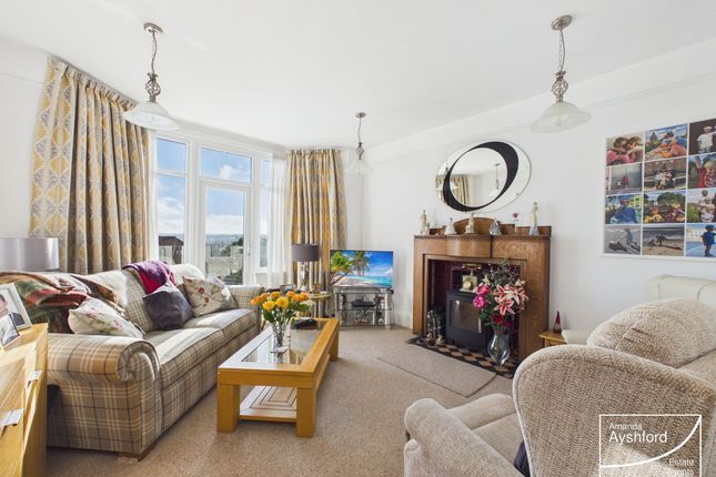 31 Upper Headland Park Road, Paignton photo 3