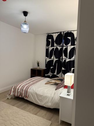 5D, 3, Madeley Road, Ealing photo 5