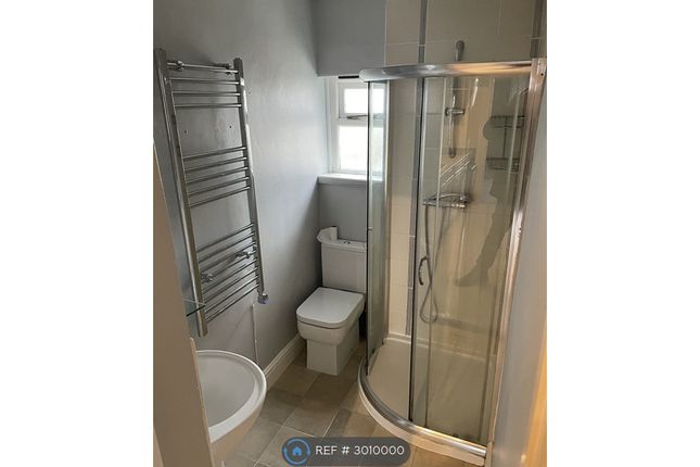 Flat, Trinity St, Taunton photo 4