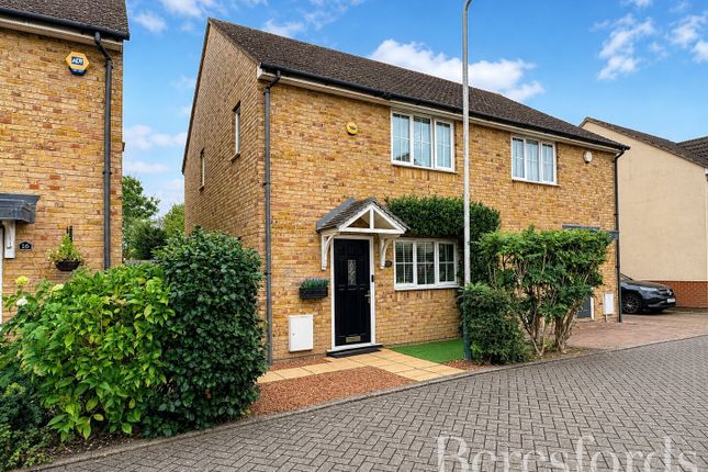 17, Tindall Mews, Hornchurch photo 4