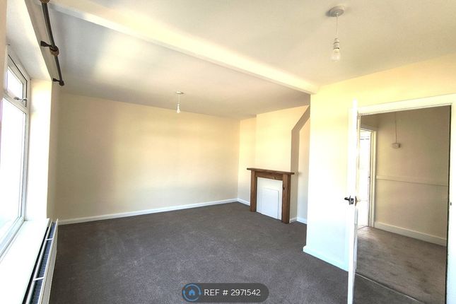 Quarry Close, Minehead photo 3