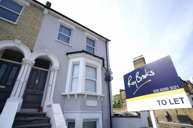 Thumbnail Flat to rent in Copleston Road, London