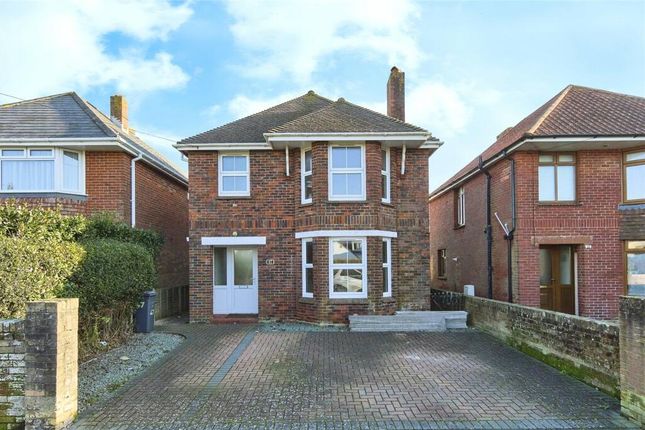 Detached house to rent in High Park Road, Ryde PO33