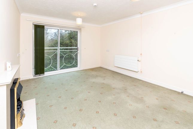 Flat for sale in Stratton Drive, St. Helens