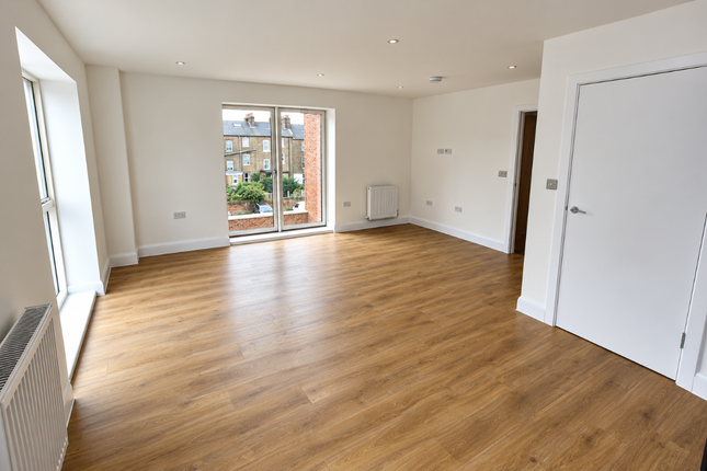 18 Haddington Court, Herne Bay photo 4