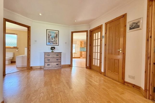 12, Druid Temple Crescent, Inverness photo 3